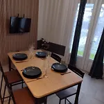 Prázdninový dům Eco-logis Le 50, Maison Avec Jardins Et Terrasse Privatifs *