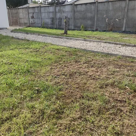Eco-logis Le 50, Maison Avec Jardins Et Terrasse Privatifs Holiday home Mondeville (Calvados)