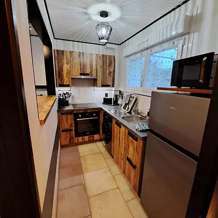 Holiday home Eco-logis Le 50, Maison Avec Jardins Et Terrasse Privatifs Mondeville (Calvados)