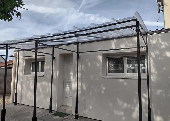 Eco-logis Le 50, Maison Avec Jardins Et Terrasse Privatifs * Mondeville (Calvados)