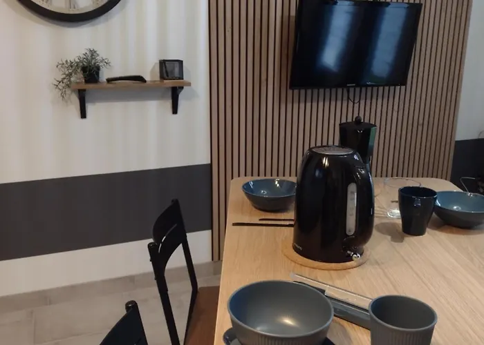 Eco-logis Le 50, Maison Avec Jardins Et Terrasse Privatifs *