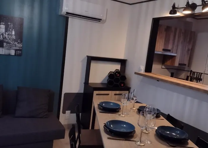 Prázdninový dům Eco-logis Le 50, Maison Avec Jardins Et Terrasse Privatifs Mondeville (Calvados)