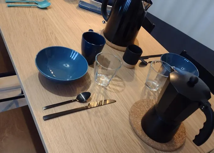 Eco-logis Le 50, Maison Avec Jardins Et Terrasse Privatifs * Mondeville (Calvados)