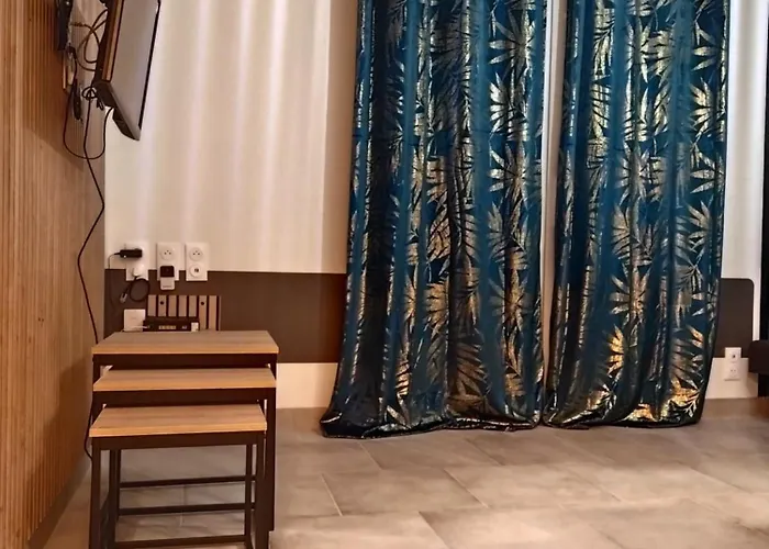 Prázdninový dům Eco-logis Le 50, Maison Avec Jardins Et Terrasse Privatifs Mondeville (Calvados)