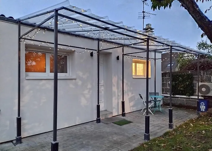 Eco-logis Le 50, Maison Avec Jardins Et Terrasse Privatifs Mondeville (Calvados)