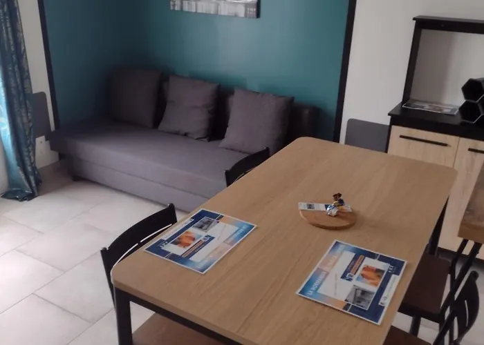 Eco-logis Le 50, Maison Avec Jardins Et Terrasse Privatifs بيت للعطل *